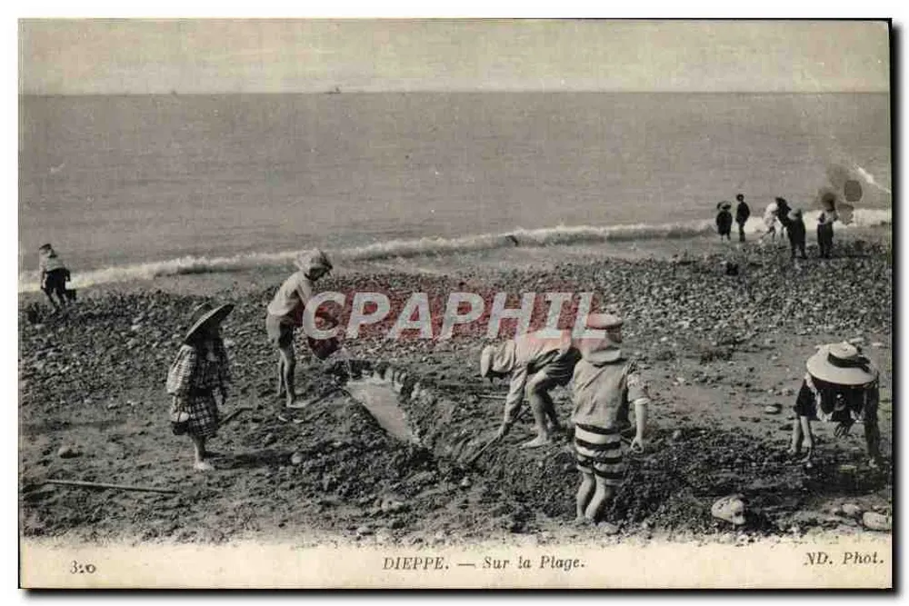Dieppe — Auf der Strand — ND. Phot. - Vorderseite