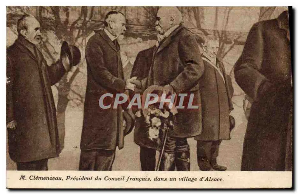 Herr Clémenceau, Präsident des französischen Rates, in einem elsässischen Dorf — Antike Ansichtskarte von Éditions Lévy - Vorderseite