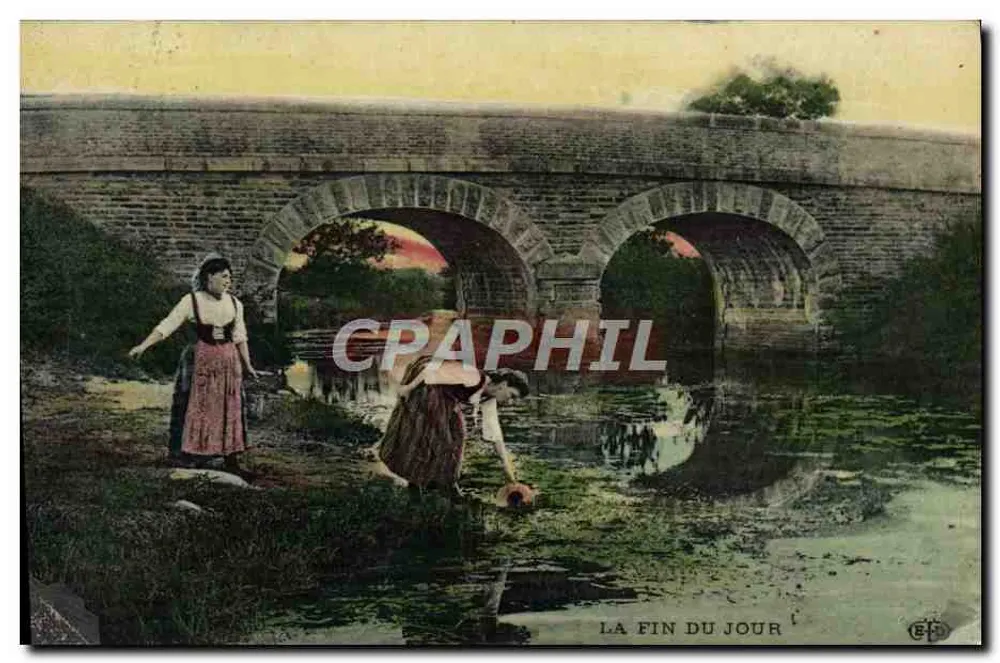 Deux femmes près d'un pont à arches — La fin du jour — éditeur G. P. (n° 18) - Frente