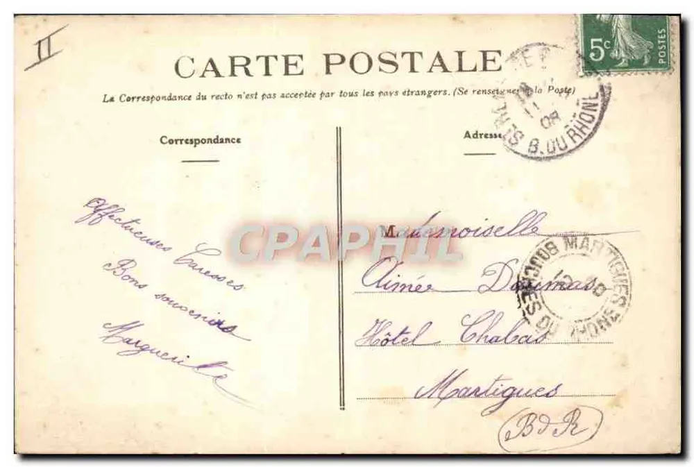 Una coppia che attraversa un ruscello — La Vita all'Aperto - Il Passaggio Difficile — editore non identificato - Verso