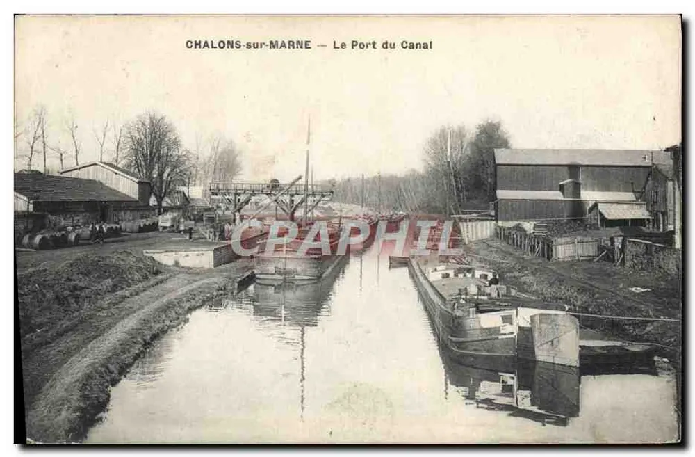 Chalons-sur-Marne — Ansicht des Kanalhafens - Vorderseite