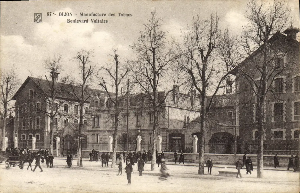 Dijon - Manufatura dos Tabacos - Boulevard Voltaire - Frente