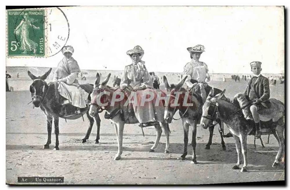 एक क्वाट्रो — समुद्र तट — प्रकाशक A.C. संख्या 10 - आगे