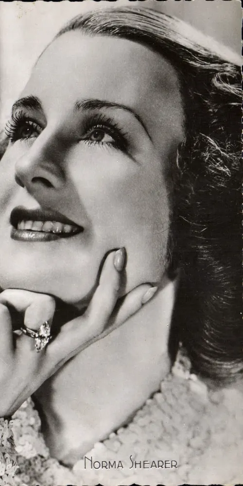 Norma Shearer — retrato — Éditions P.I. France - Frente