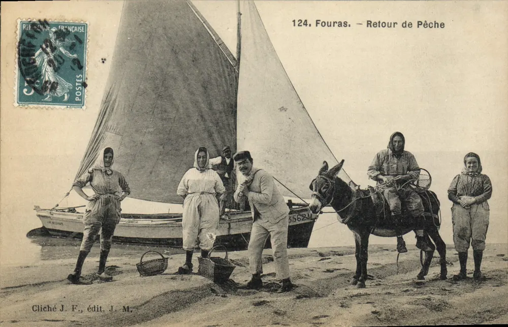 Fouras — Retorno da Pesca — Cliché J. F., edição J. M. - Frente