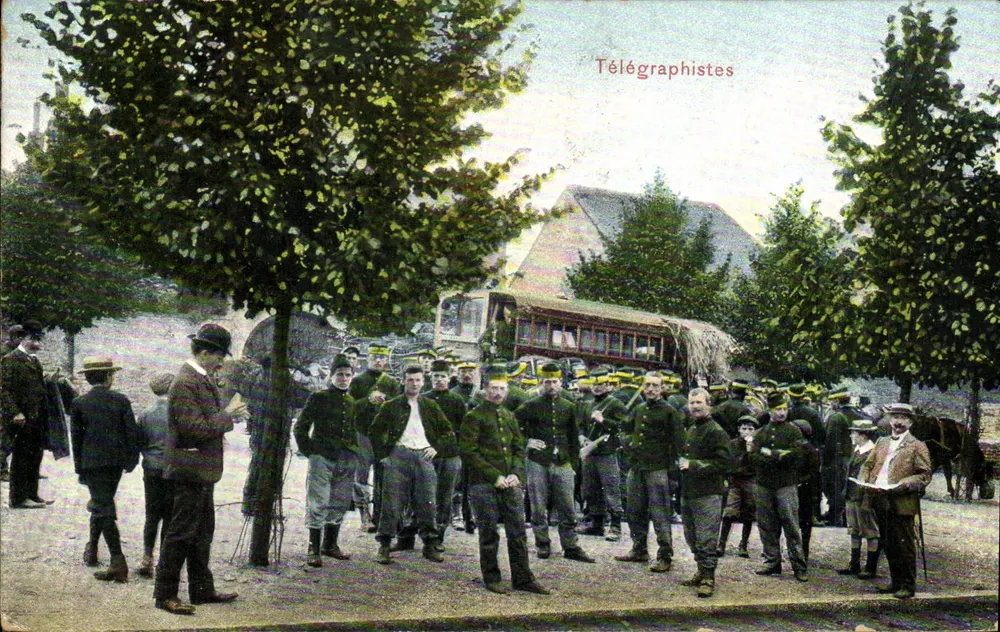 Telegrafisti — gruppo di uomini in uniforme — Dr. Trenkler, Bruxelles, Serie 1829 - Recto