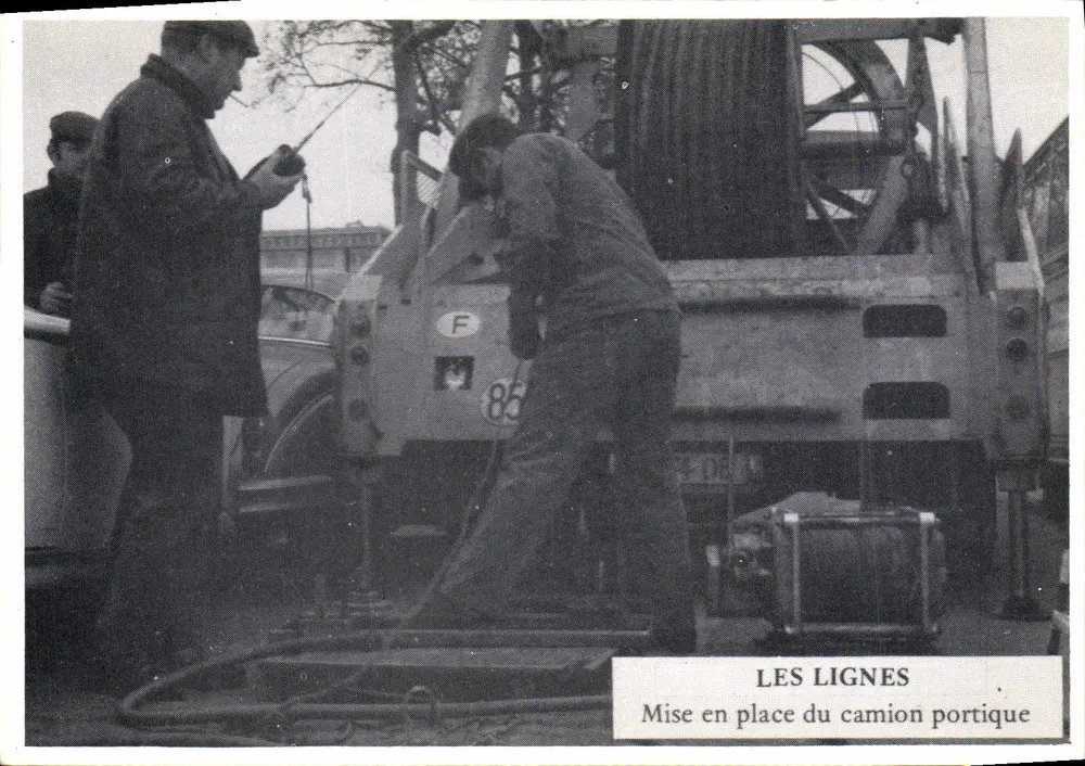 Die Linien — Aufstellung des Portalwagens — Dienst des SCORE, Paris - Vorderseite