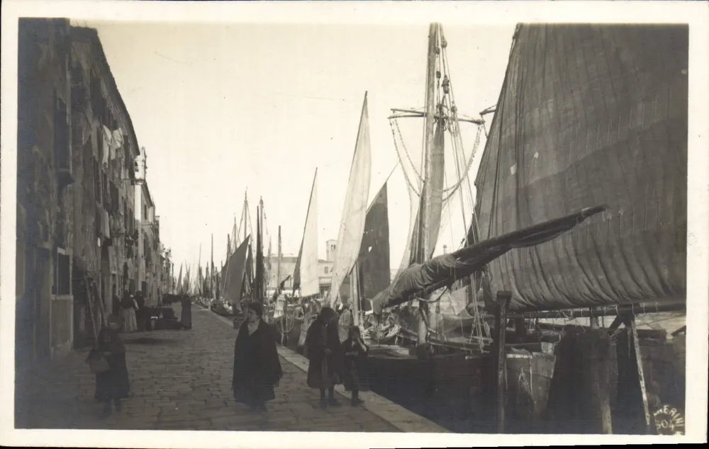 Venedig — Ansicht eines Kanals mit Segelbooten — Verlag Merlu n° 504 - Vorderseite