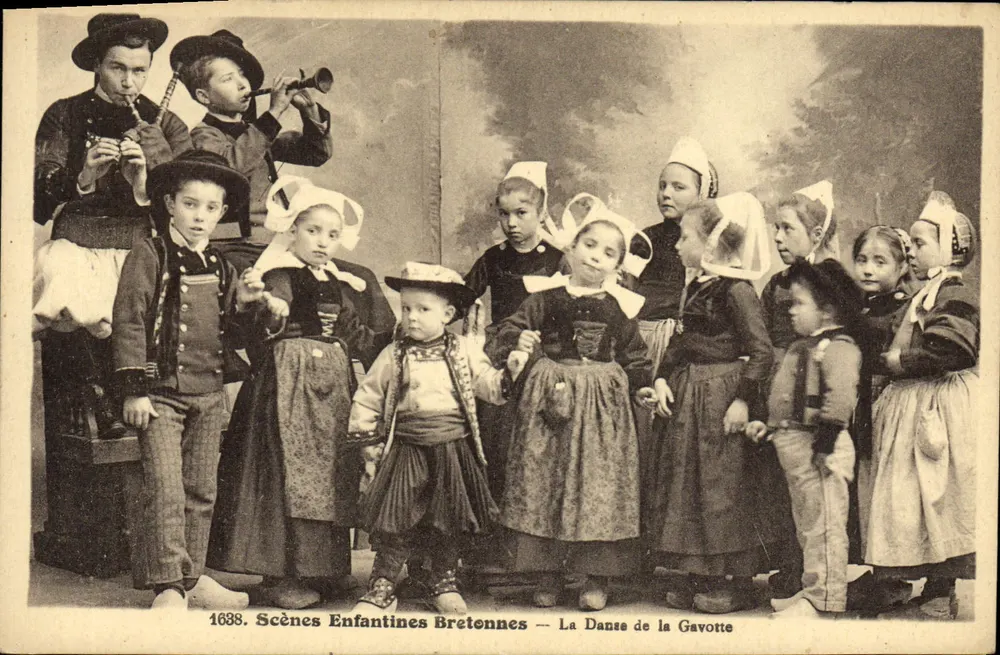 Bretonische Kinderbilder — Die Gavotte-Tanz — 1638 - Vorderseite
