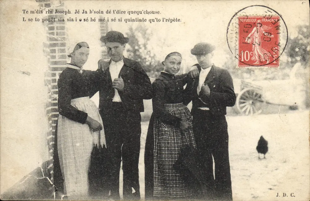 Quatro pessoas em traje tradicional — texto humorístico — J. D. C. - Frente