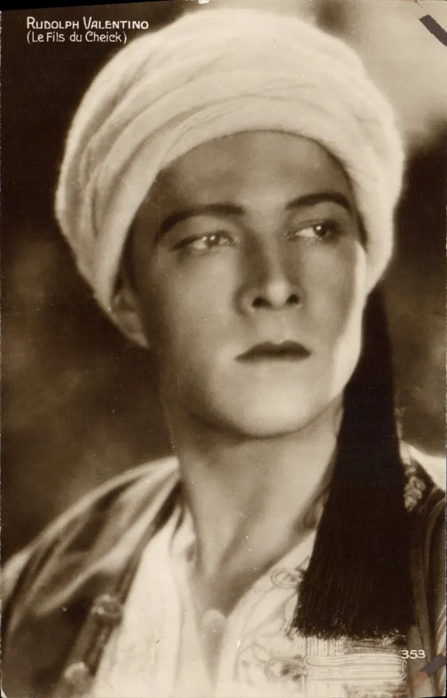 Rudolph Valentino — Der Sohn des Scheichs — Cinémagazine, Edition, Paris - Vorderseite