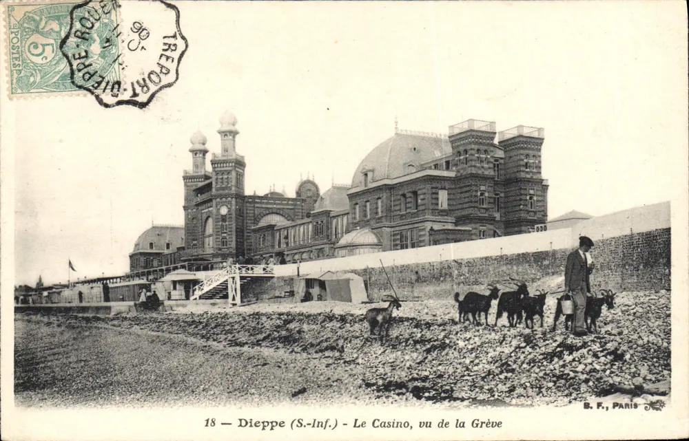 Dieppe (S.-Inf.) - Das Casino, vom Strand aus gesehen — B. F., Paris, n°18 - Vorderseite