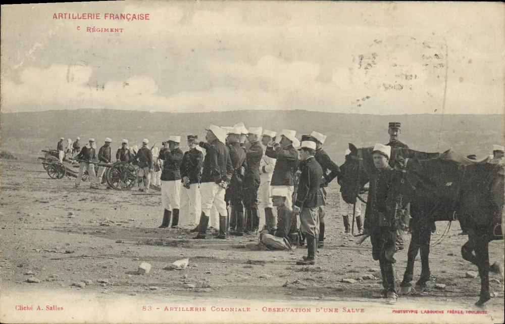 Koloniale Artillerie - Beobachtung einer Salve — Cliché A. Sallies, Phototypie Labouche Frères, Toulouse - Vorderseite
