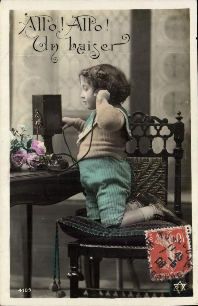 Kind am Telefon — 'Hallo! Hallo! Ein Kuss' — unbekannter Verlag, Nr. 4109 - Vorderseite