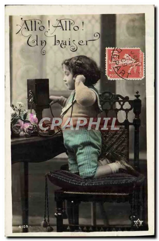 Criança ao telefone — 'Allo! Allo! Um beijo' — Editor: 4109 - Frente