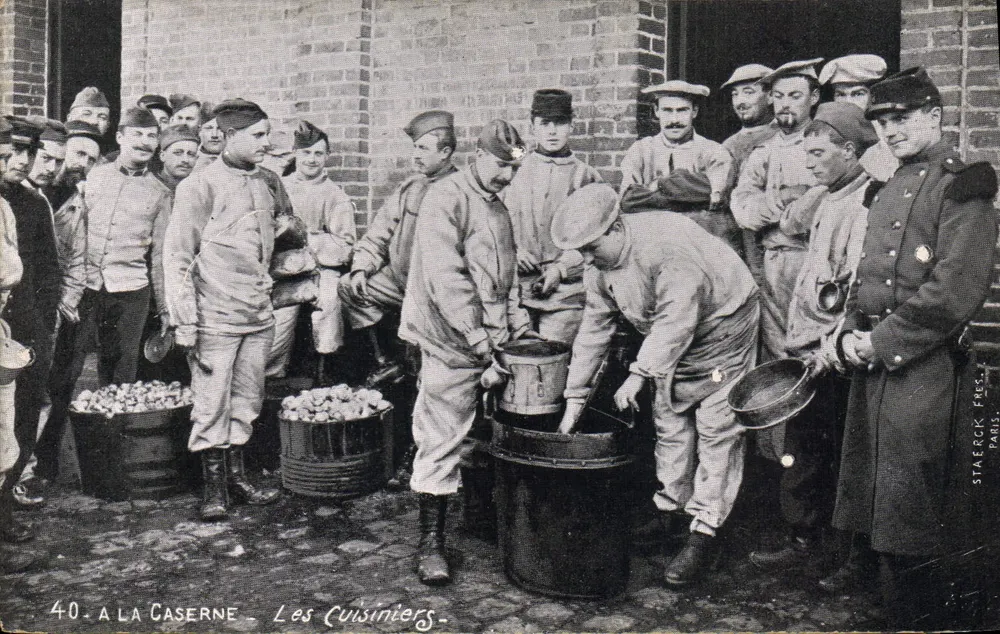 Bei der Kaserne — Die Köche — Staerck Frères, Paris - Vorderseite