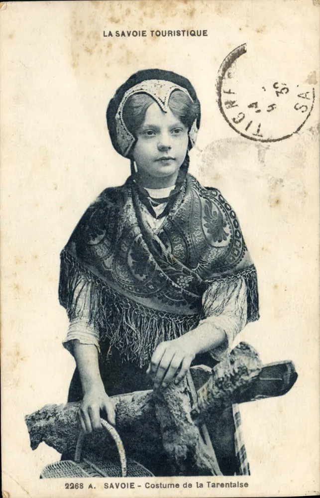 Savoie — Costume de la Tarentaise — éditeur LA SAVOIE TOURISTIQUE, n° 2268 A - Frente
