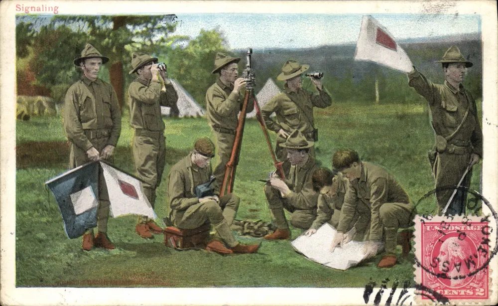 Sygnalizacja — żołnierze w obozie — Illustrated Post Card & Novelty Co. N.Y. - Awers