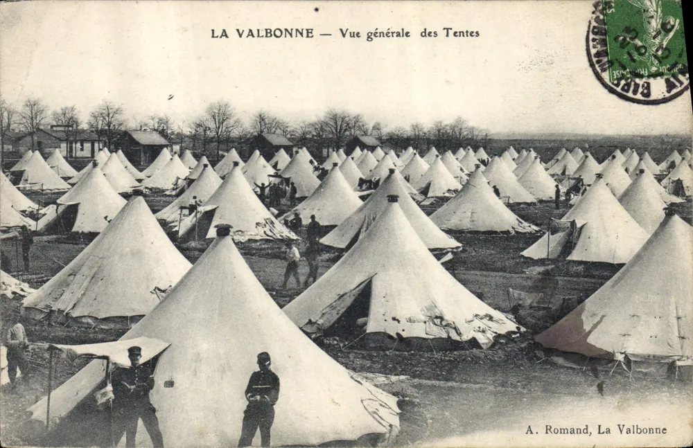 La Valbonne — Allgemeiner Blick auf die Zelte — A. Romand, La Valbonne - Vorderseite