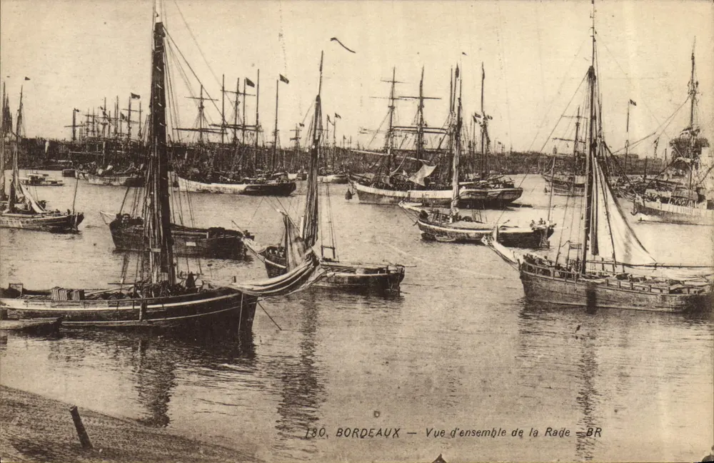 Bordeaux — Panoramablick auf den Hafen — BR 130 - Vorderseite