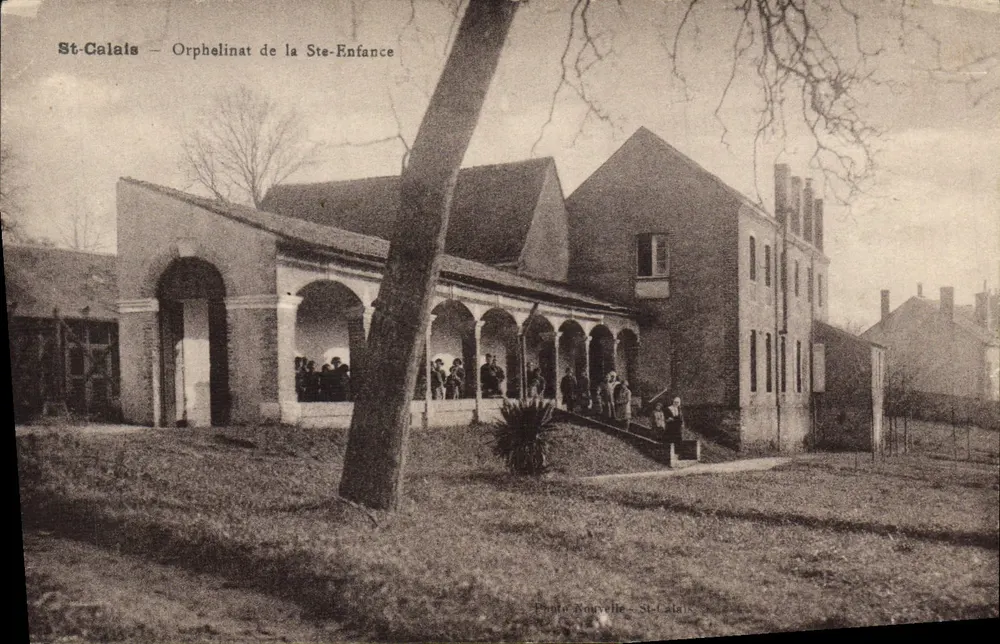St-Calais — Waisenhaus der Heiligen Kindheit — Photo Nouvelle, St-Calais - Vorderseite