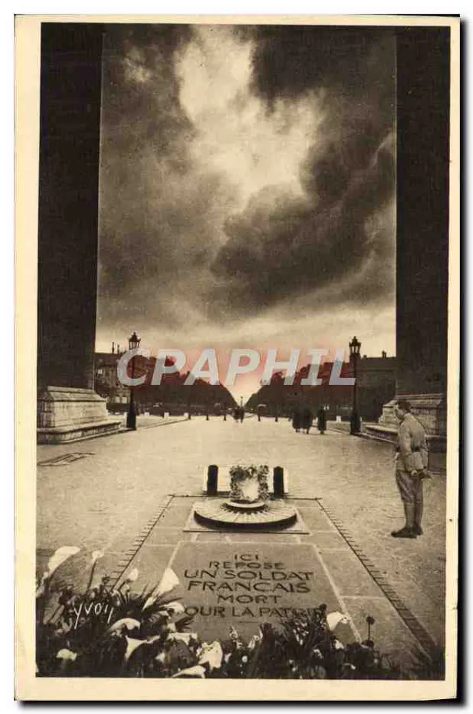 Túmulo do Soldado Desconhecido — Arco do Triunfo — Edições de Arte Yvonne, Paris - Frente
