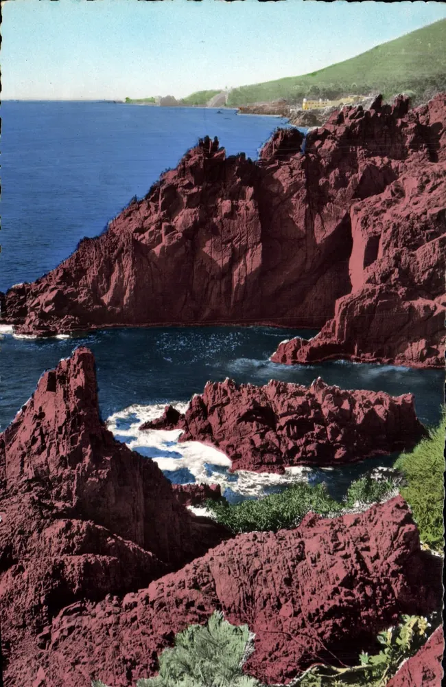 Les Rochers Rouges na Le Trayas — L. Gilletta & Cie, Nice - Frente