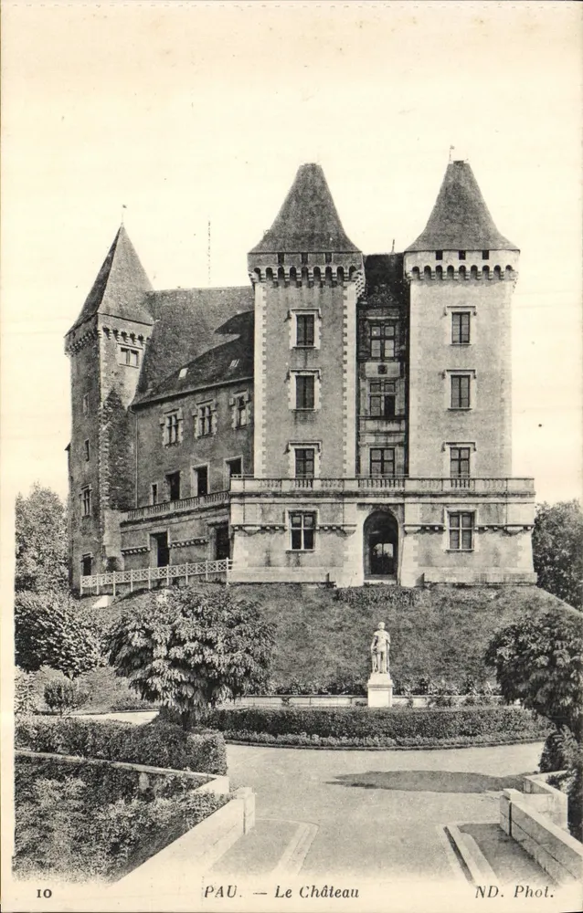 Pau — O Castelo — ND. Fot. n°10 - Frente