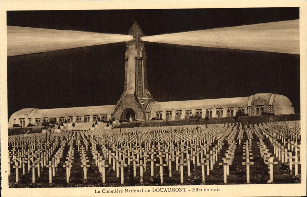 Nationale Friedhof von DOUAUMONT — Nacht-Effekt — Edition - Vorderseite