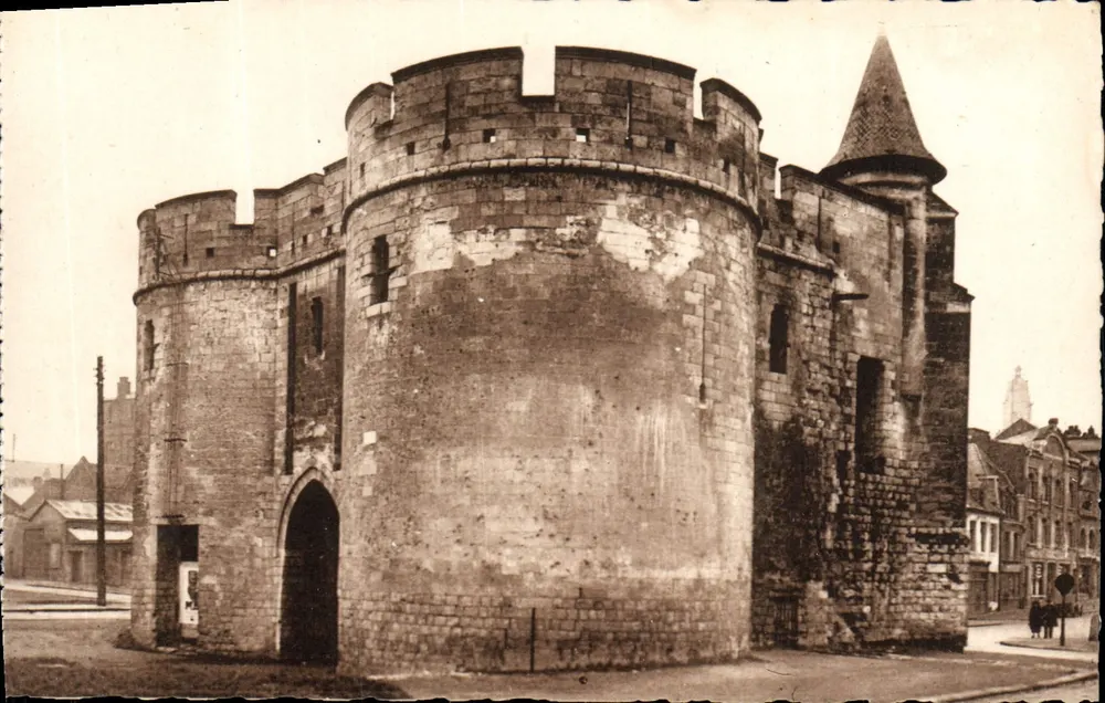 Cambrai (Nord) — Ansicht der Turm der Porte de Paris — Verlag Picquet, Cambrai - Vorderseite