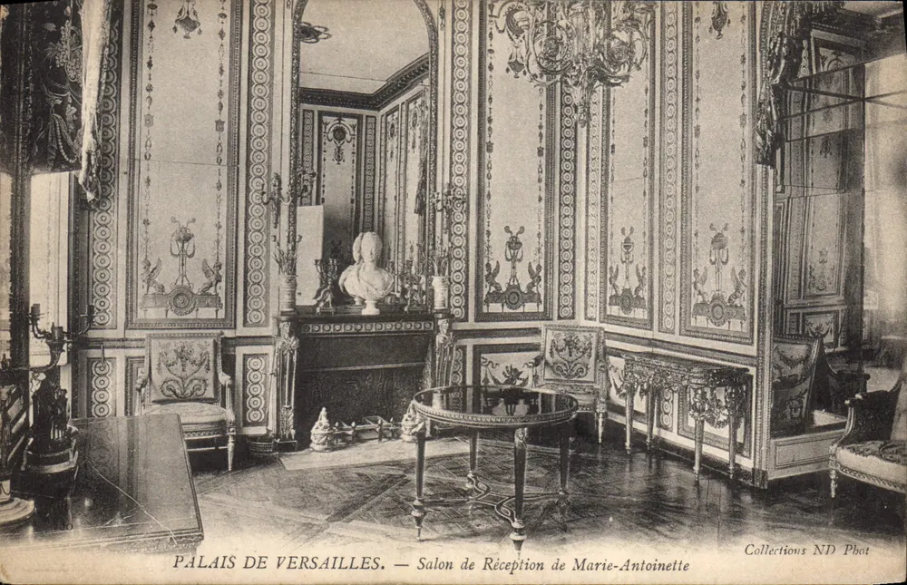 Schloss Versailles — Empfangszimmer von Marie-Antoinette — Collections ND Phot - Vorderseite