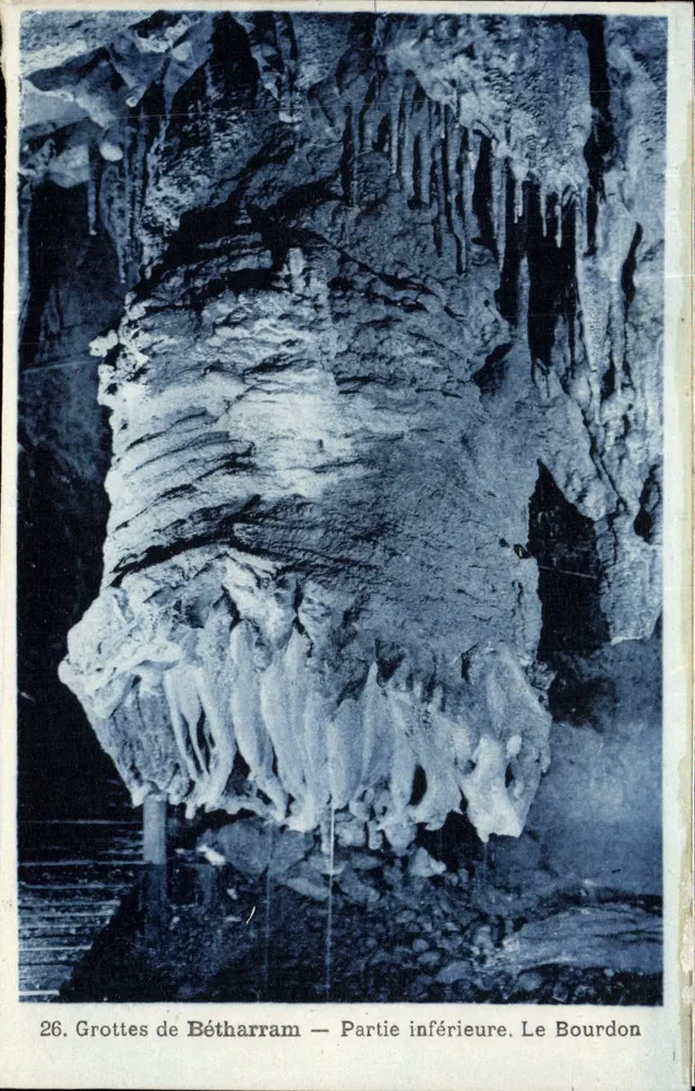 Grutas de Bétharram — Parte inferior. Editor Le Bourdon, n°26 - Frente
