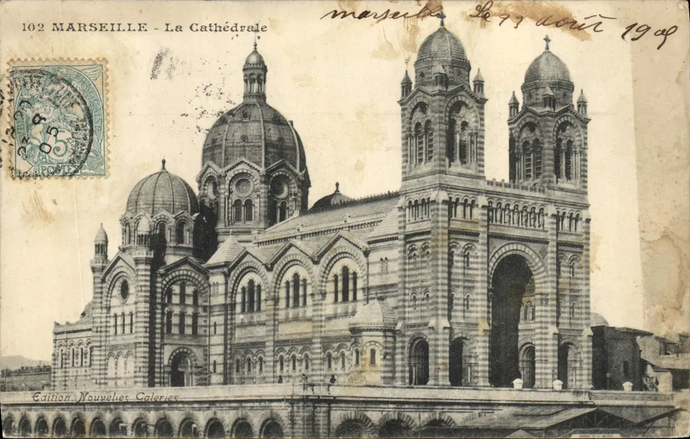 Marselha - A Catedral — Édition Nouvelles Galeries, n°102 - Frente