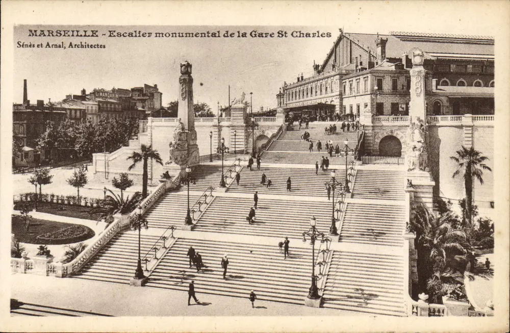 Marseille - Monumentale Treppe der St-Charles-Bahnhof — Sénés und Arnal, Architekten - Vorderseite