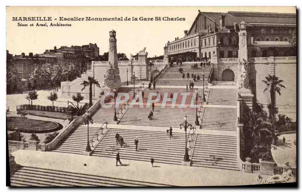 Marseille - Monumentaler Treppenaufgang der Gare St Charles — Sénès und Araal, Architekten - Vorderseite