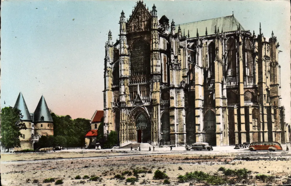 Beauvais — A Catedral — Edição do Arqueiro (Nº17) - Frente