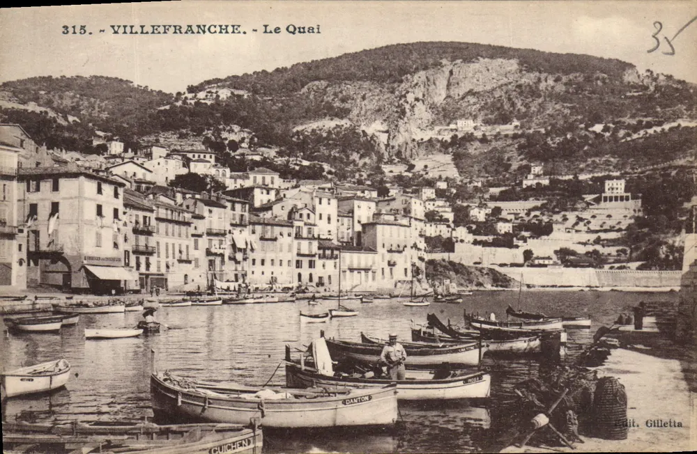 Villefranche — O Quai — vista do porto com barcos — Édit. Gilletta, n° 315 - Frente