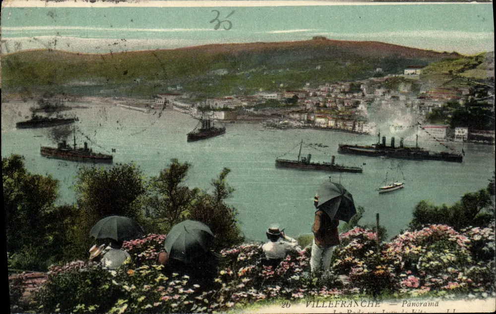 Villefranche — Panorama — A Baía na Ilha de Beïte - Frente