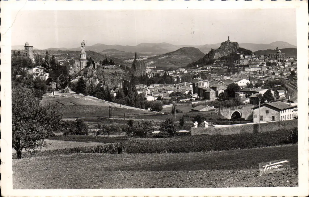 Le Puy-en-Velay — Allgemeiner Blick, genannt die Vier Felsen — Moderne Druck - Vorderseite