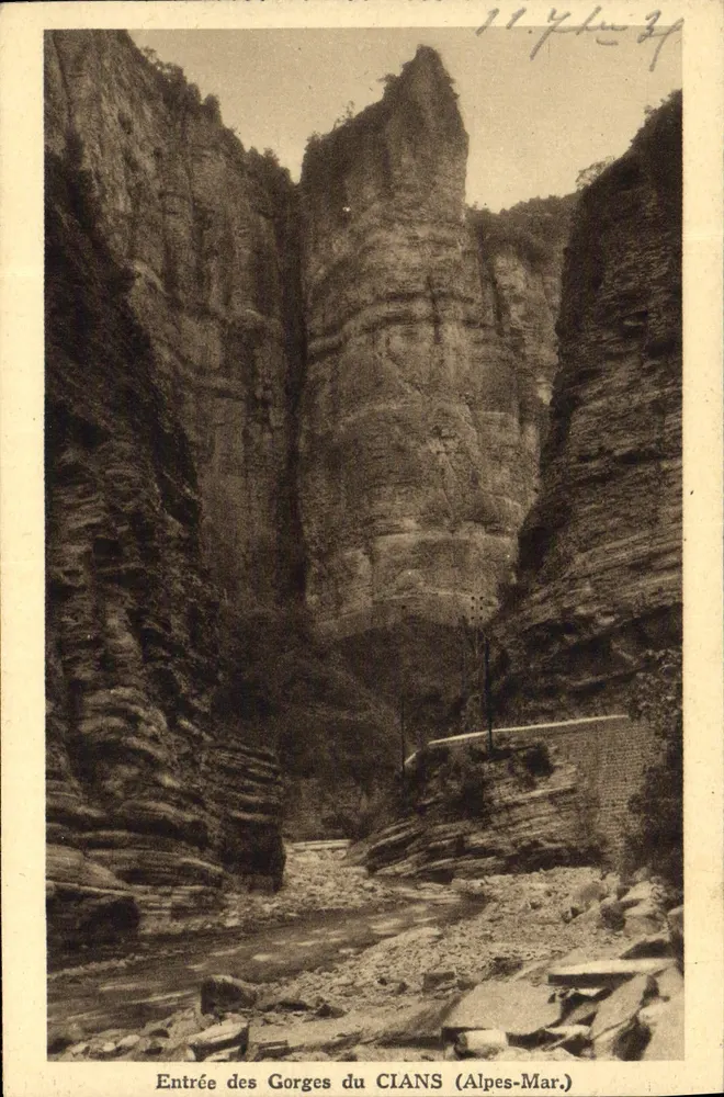 Entrada das Gorges do CIANS — (Alpes-Mar.) — Cliché Olivier, Beuil - Frente