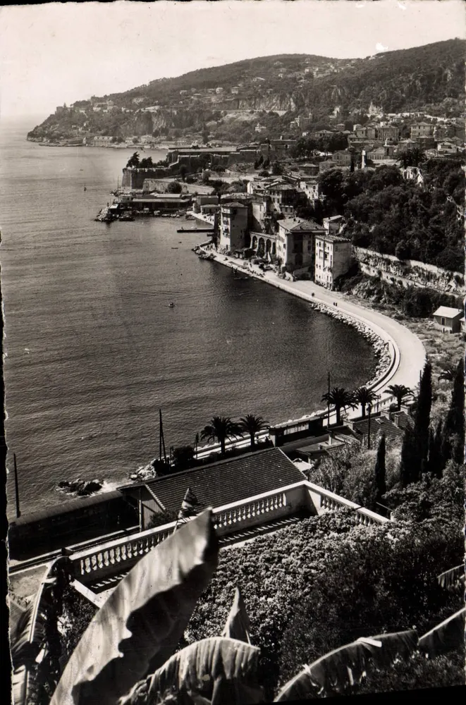 Villefranche-sur-Mer — Ansicht vom Küstenweg — Giletta & Cie - Vorderseite