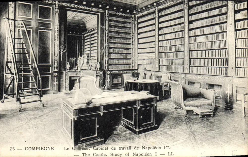Compiègne — Das Schloss. Studierzimmer von Napoleon I — LL - Vorderseite