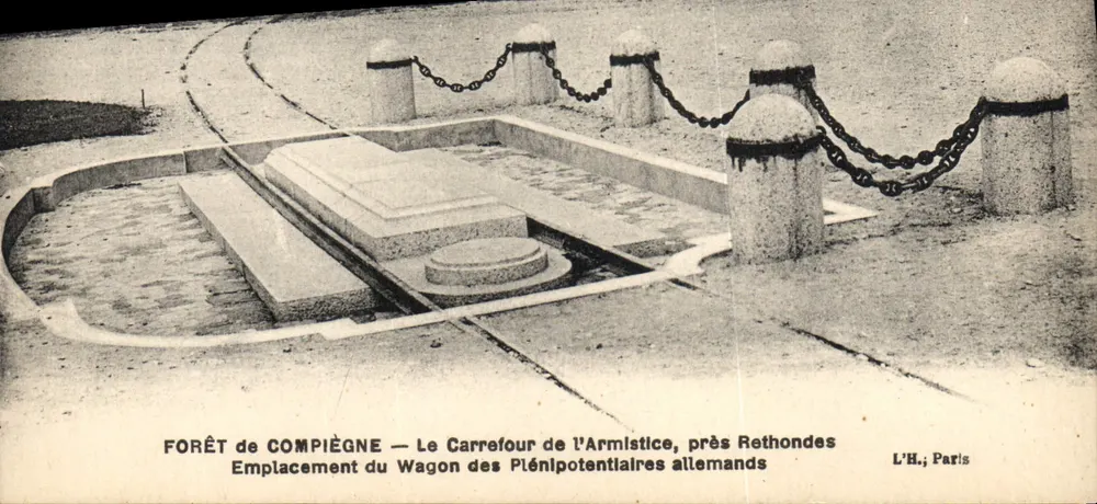 Wald von Compiègne — Kreuzung des Waffenstillstands, nahe Rethondes — Standort des Wagens der deutschen Plenipotentiäre — L.H., Paris - Vorderseite