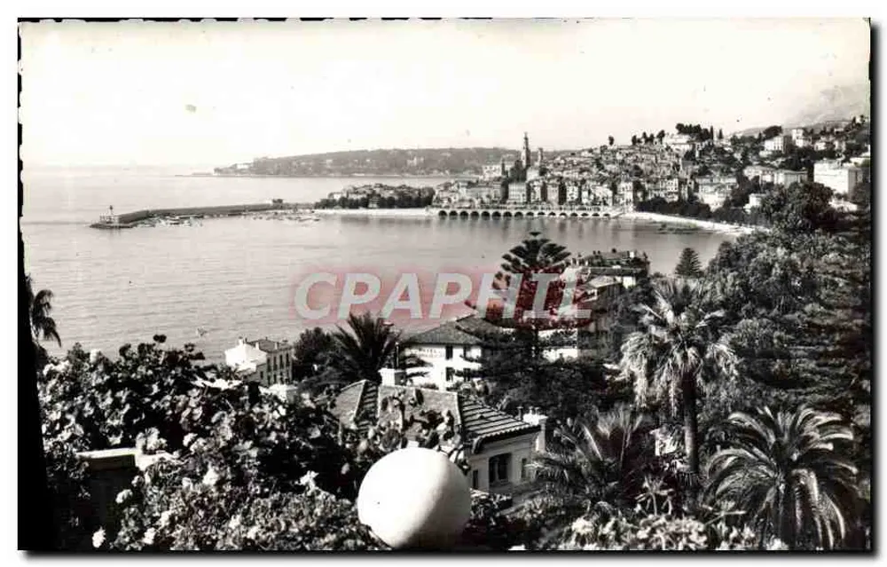 Menton — Allgemeiner Blick, Cap-Martin im Hintergrund — Verlag L'Atelier de la Photographie - Vorderseite