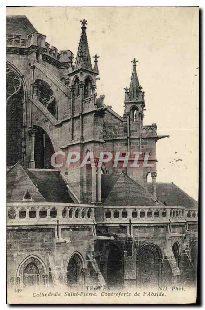 Troyes. Catedral de São Pedro. Contramuros da Abside — ND. Fot. n°240 - Frente