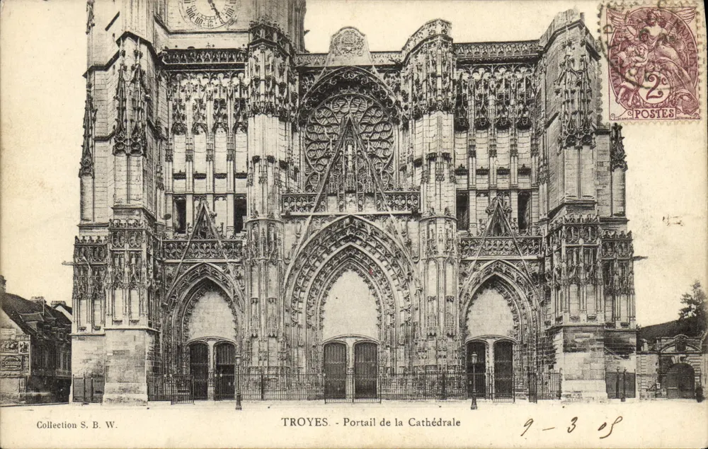 Troyes - Portal da Catedral — Coleção S. B. W. — n° 9-3 - Frente
