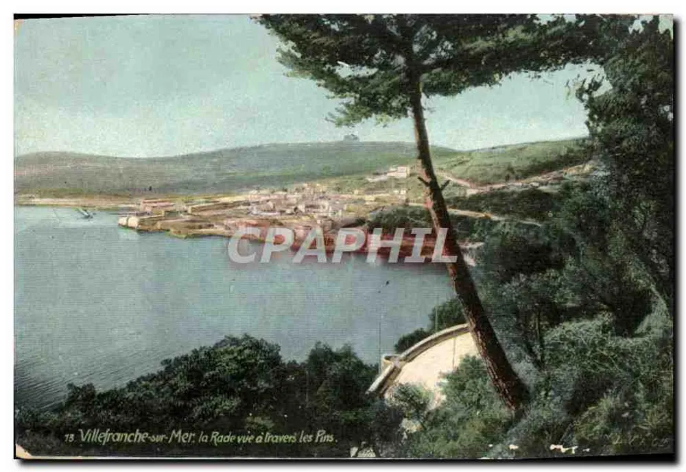 Villefranche-sur-Mer, die Bucht durch die Kiefernbäume gesehen — Verlag I. V. & Cie, Paris, n° 13 - Vorderseite