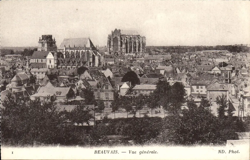 Beauvais — Vista geral — ND. Fot. - Frente