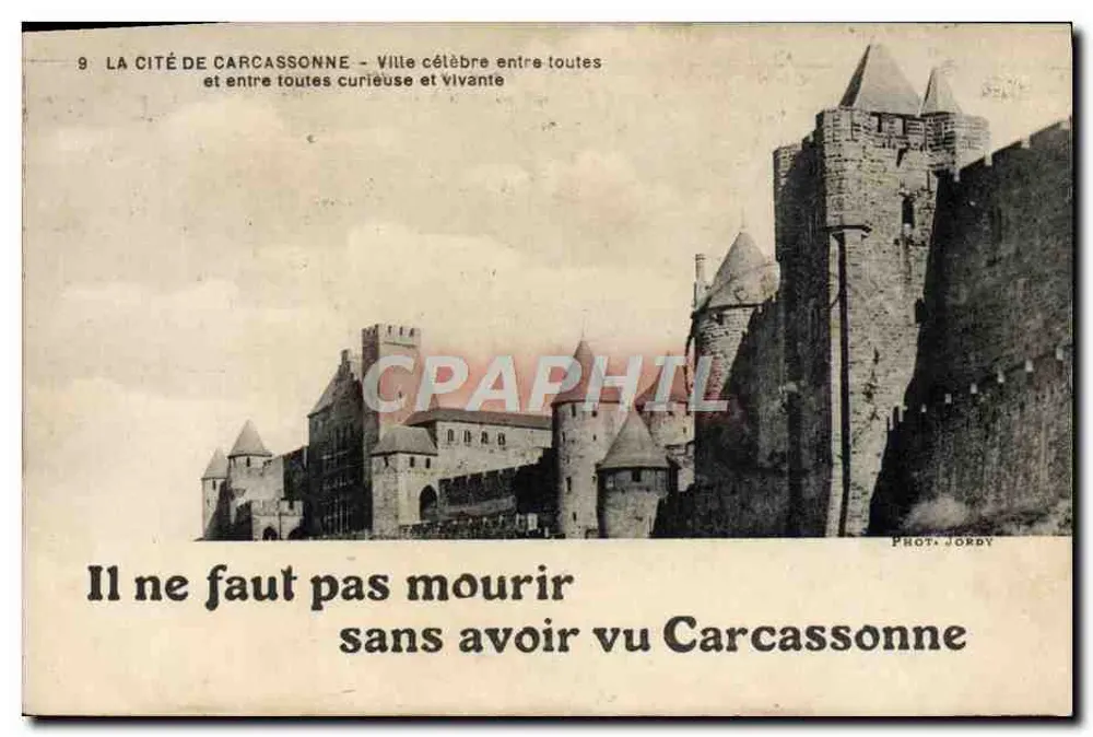 Carcassonne — Cidade famosa entre todas e curiosa e viva — Fot. Jordy - Frente