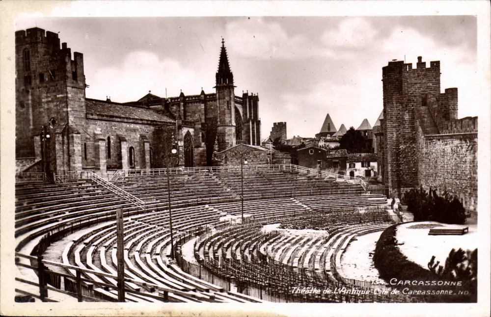 Teatro Antigo - Cidade de Carcassonne — Lévy & Neuridin, Paris - Frente